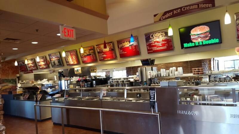 Braums Ice Cream & Burger Restaurant | restaurant | 6601 Wesley St, Greenville, TX 75402, USA | 9034543211 OR +1 903-454-3211