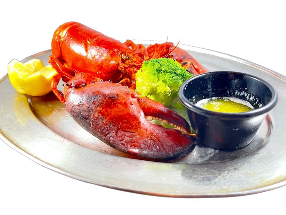 Lobzter Seafood Restaurant | restaurant | 2071 Clove Rd, Staten Island, NY 10304, USA | 7188088880 OR +1 718-808-8880
