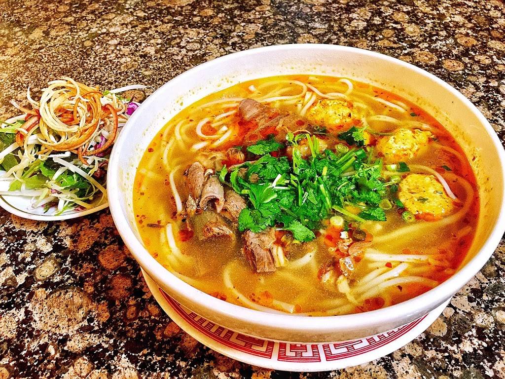 Hanoi Kitchen | restaurant | 7925 NE Glisan St, Portland, OR 97213, USA | 5032521300 OR +1 503-252-1300