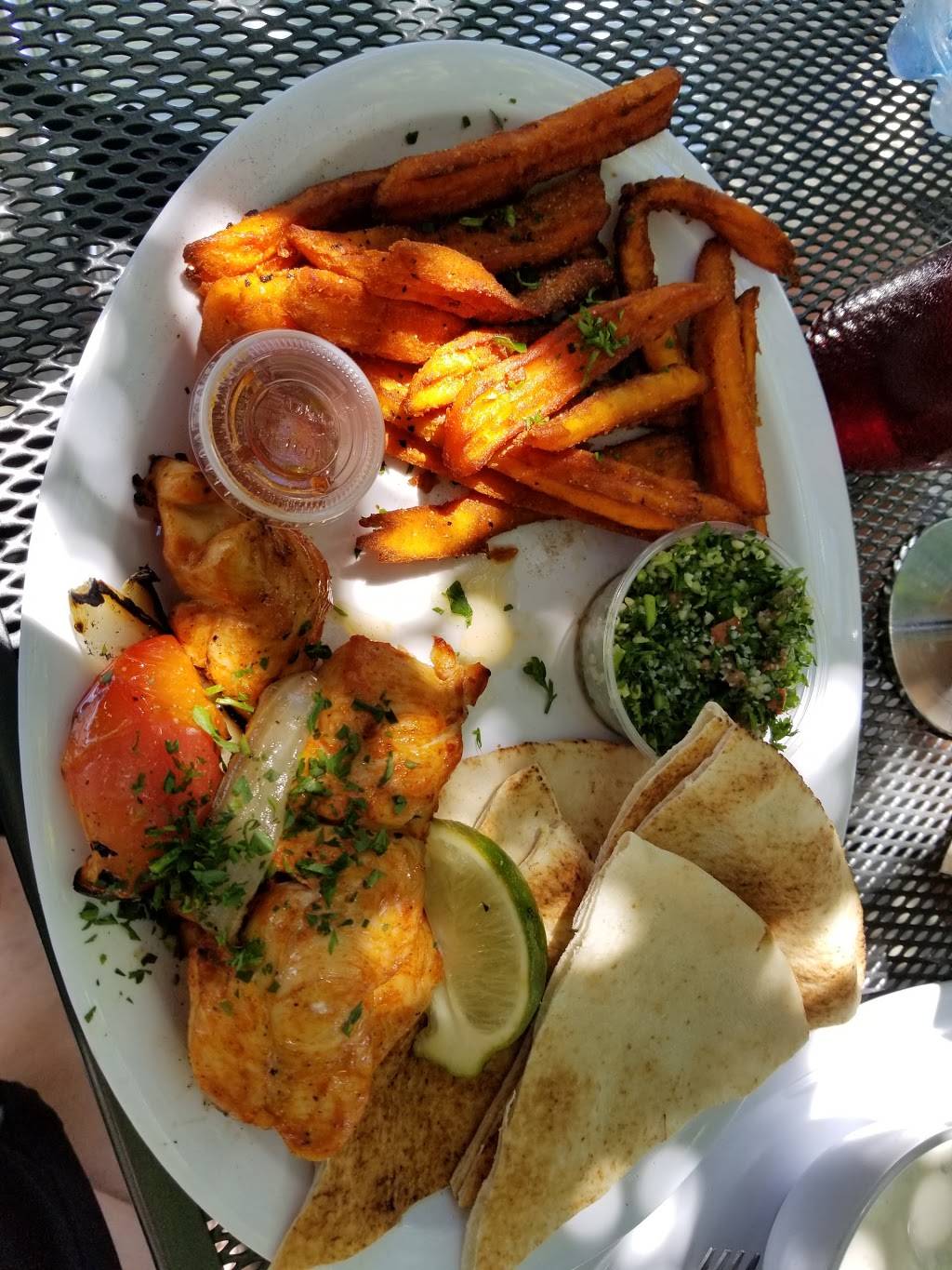 Shiraz Mediterranean Grill | restaurant | 3501 Poplar Level Rd, Louisville, KY 40213, USA | 5026322232 OR +1 502-632-2232