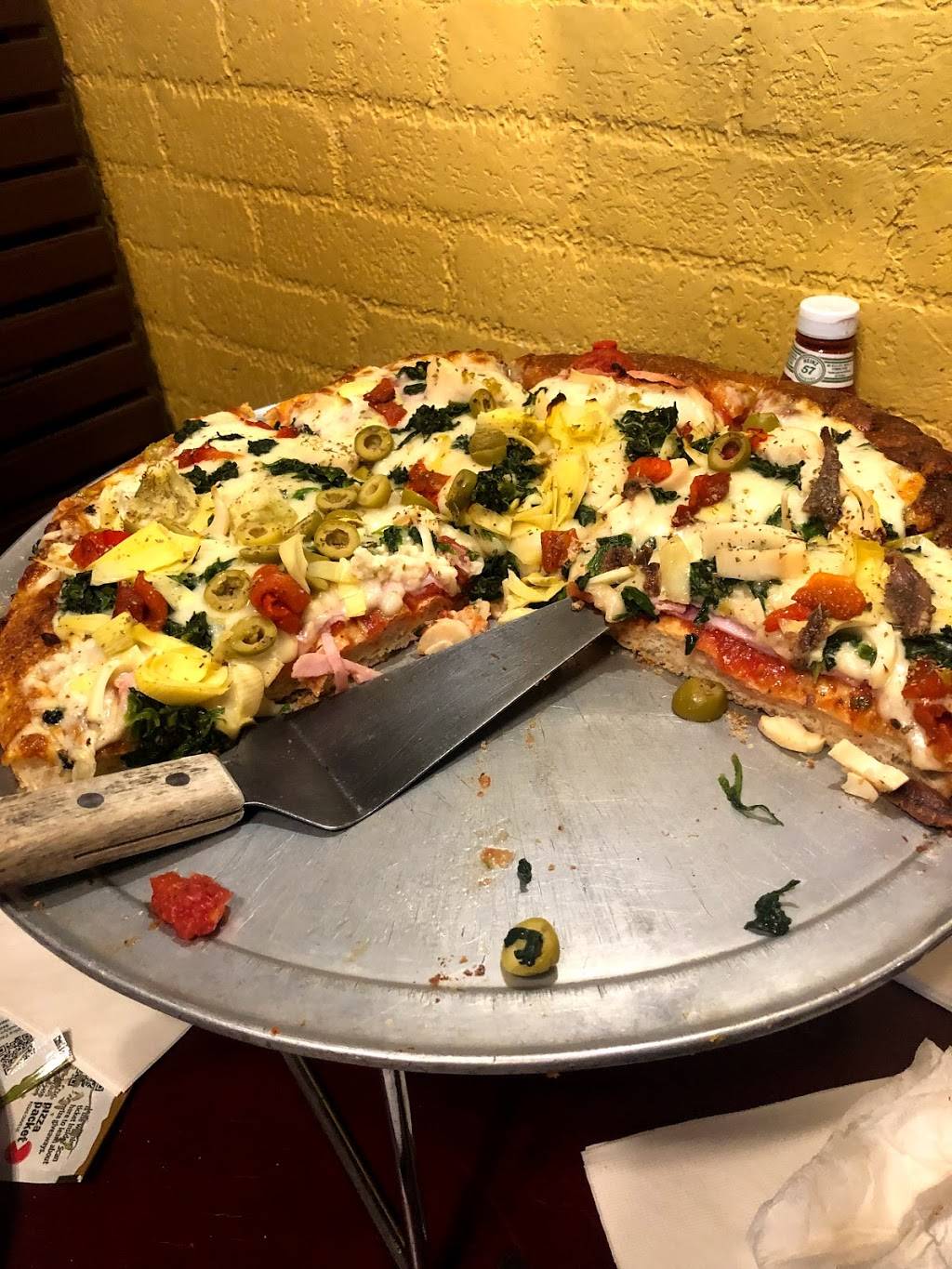 Pompano Pizza & Italian Eatery | restaurant | 1606 S Cypress Rd, Pompano Beach, FL 33060, USA | 9547825800 OR +1 954-782-5800