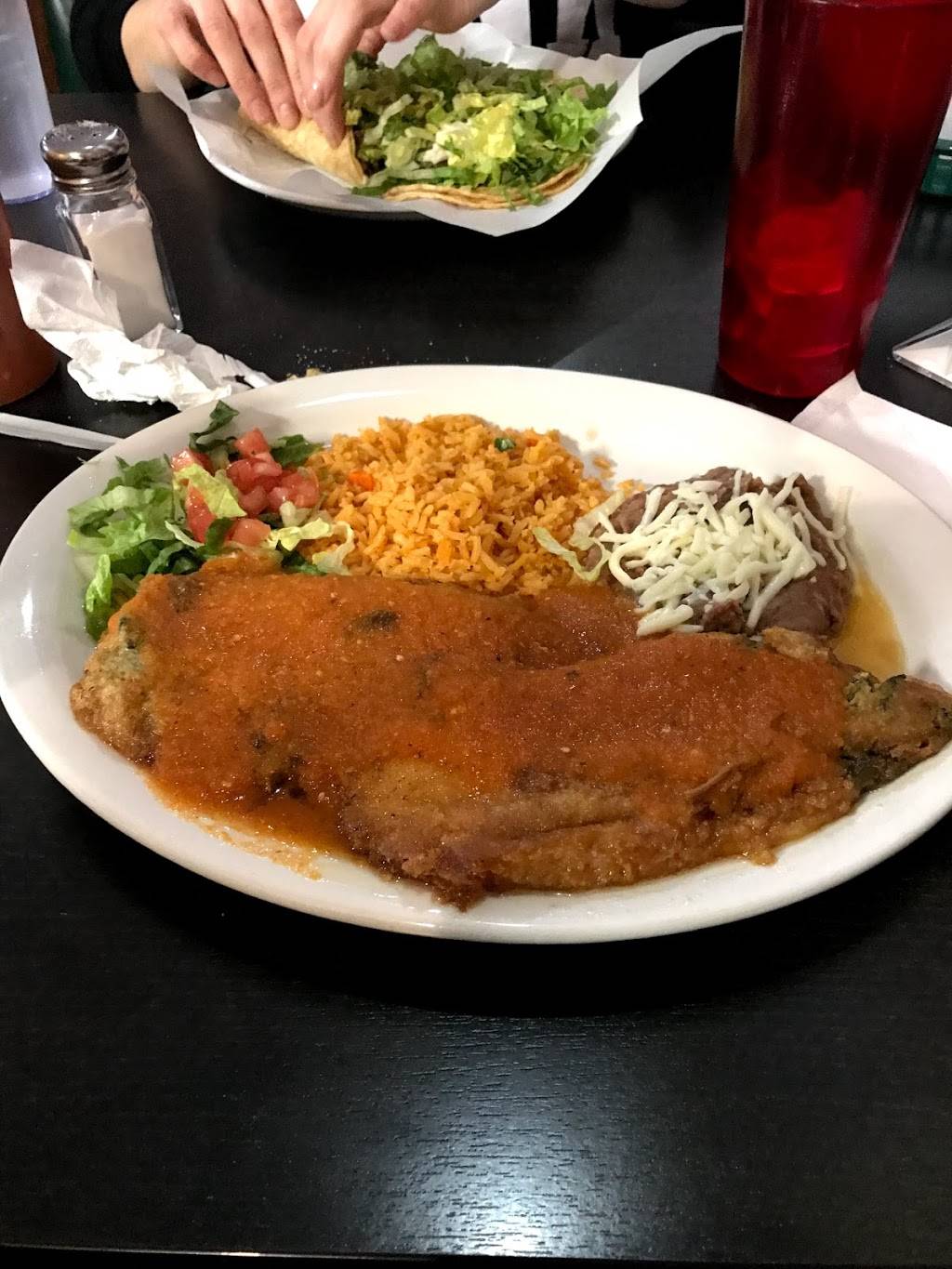 Antigua Mexican Grill | restaurant | 1500 Carlemont Dr, Crystal Lake, IL 60014, USA | 8155263078 OR +1 815-526-3078