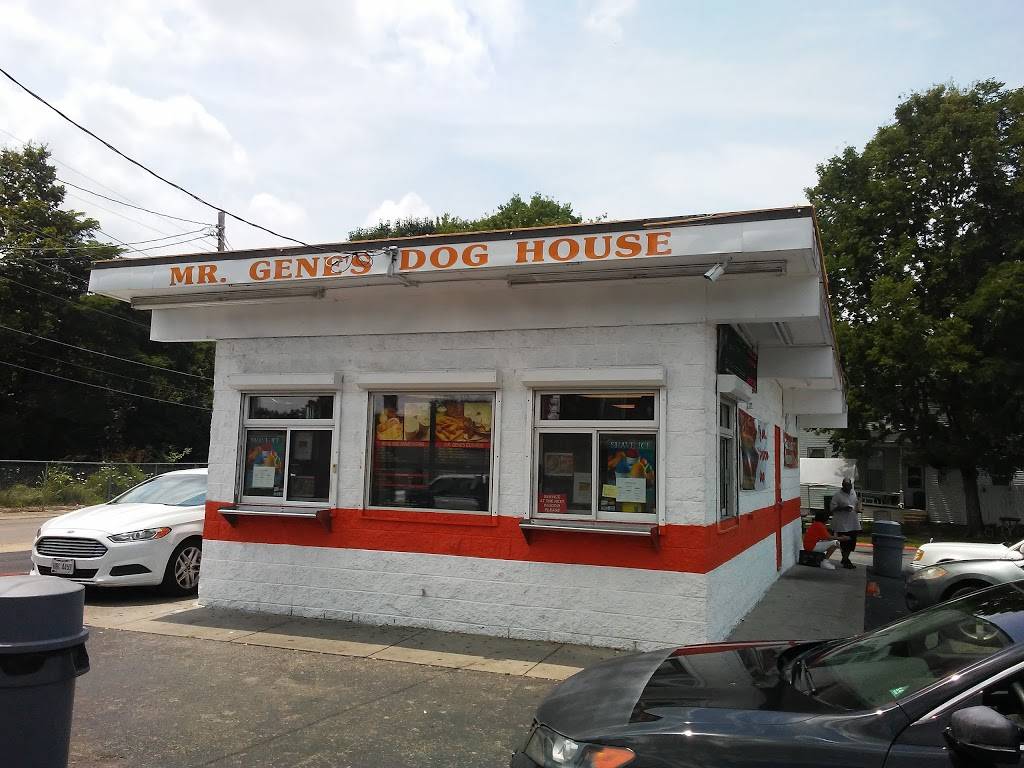 Mr Genes Dog House | restaurant | 3703 Beekman St, Cincinnati, OH 45223, USA | 5135417636 OR +1 513-541-7636