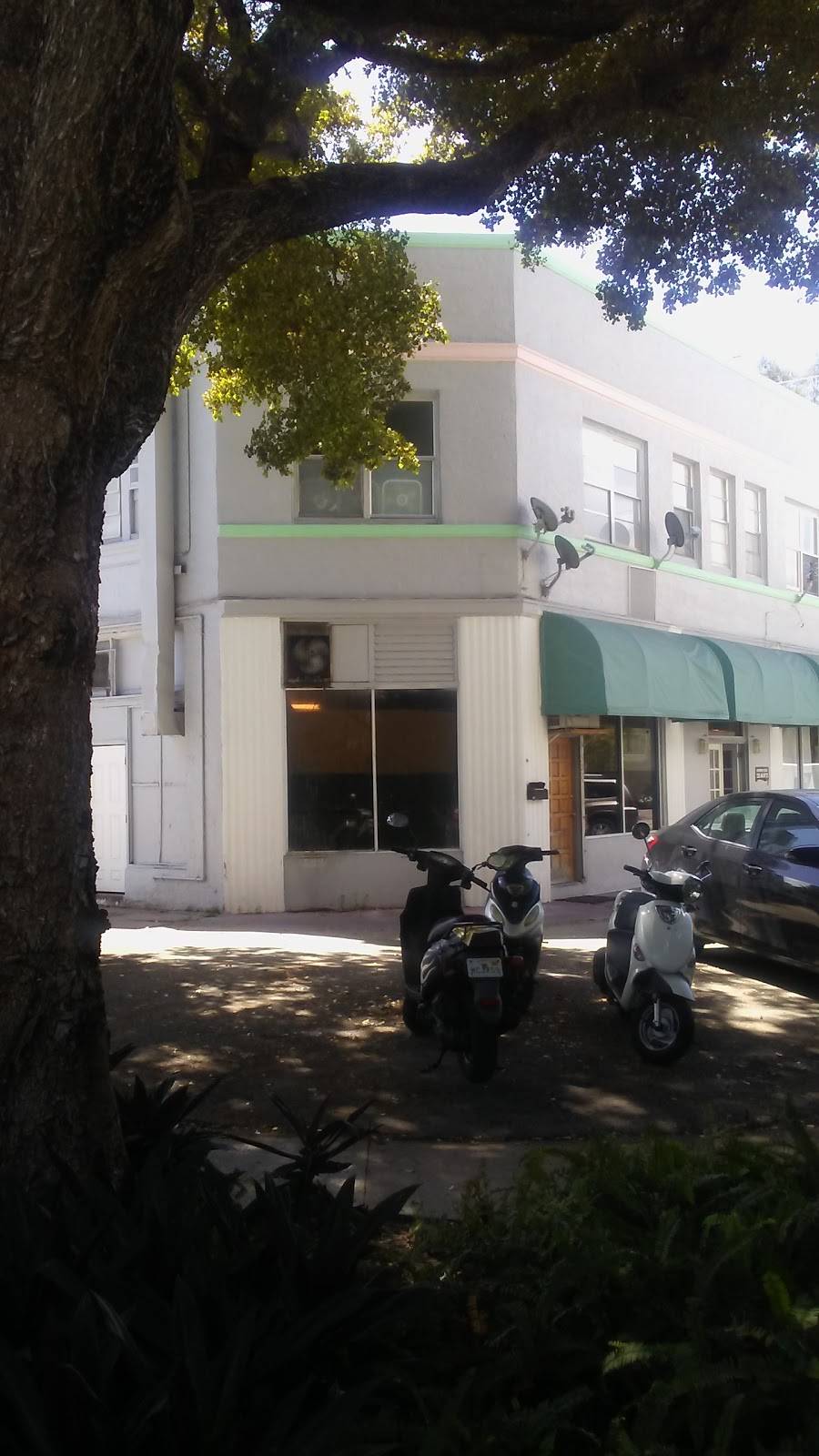 Mikes China Beach Chinese Restaurant | restaurant | 337 W 47th St, Miami Beach, FL 33140, USA | 3056747001 OR +1 305-674-7001