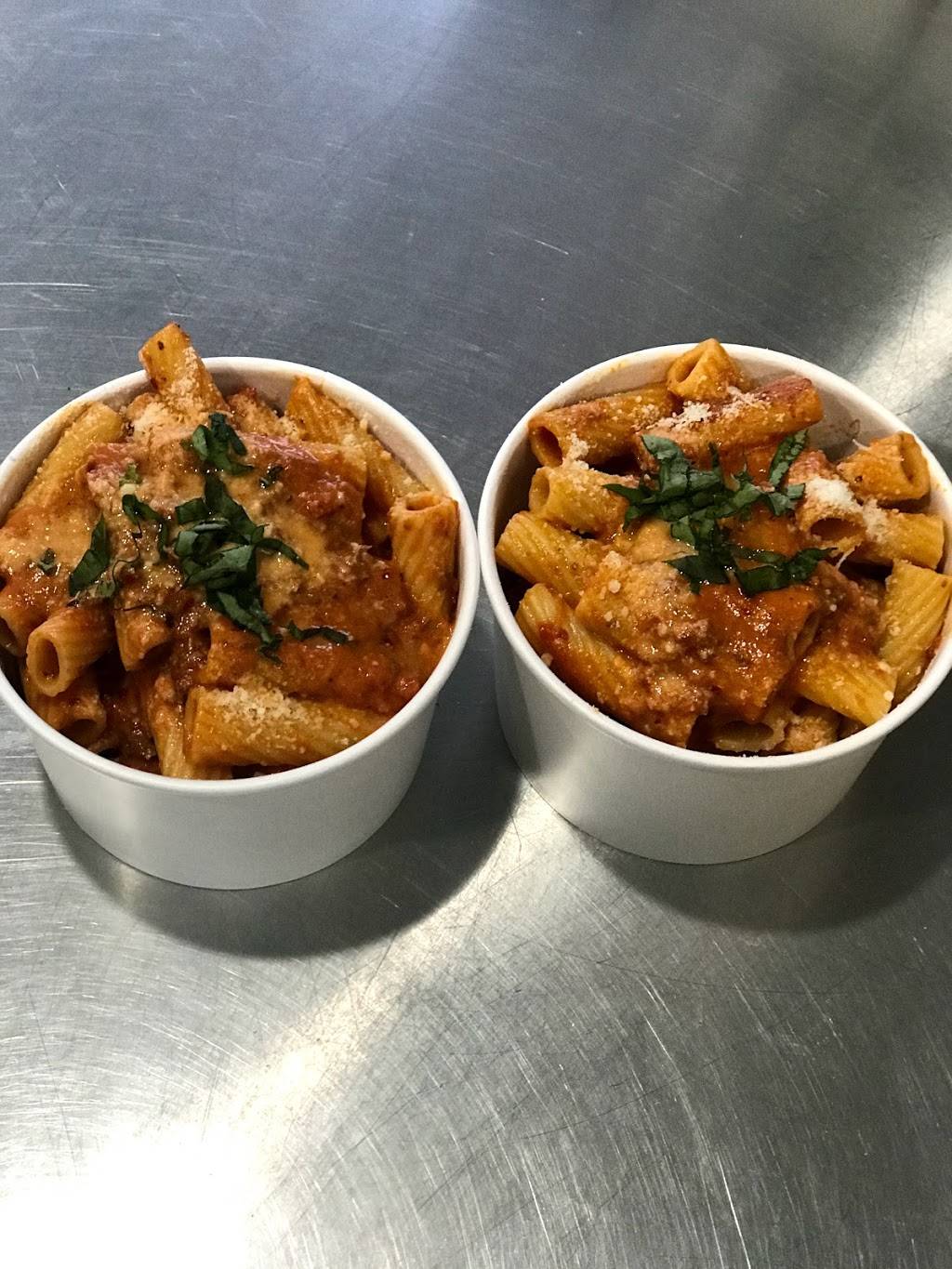 Romas Italian Street Cuisine | restaurant | 1959 N Willow Ave, Clovis, CA 93619, USA | 5599706968 OR +1 559-970-6968