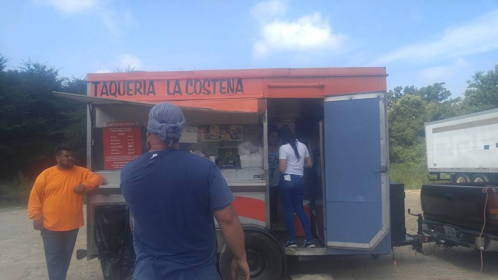 Loncheraa | restaurant | 1958, 1998 Providence Rd S, Waxhaw, NC 28173, USA | 7043035127 OR +1 704-303-5127