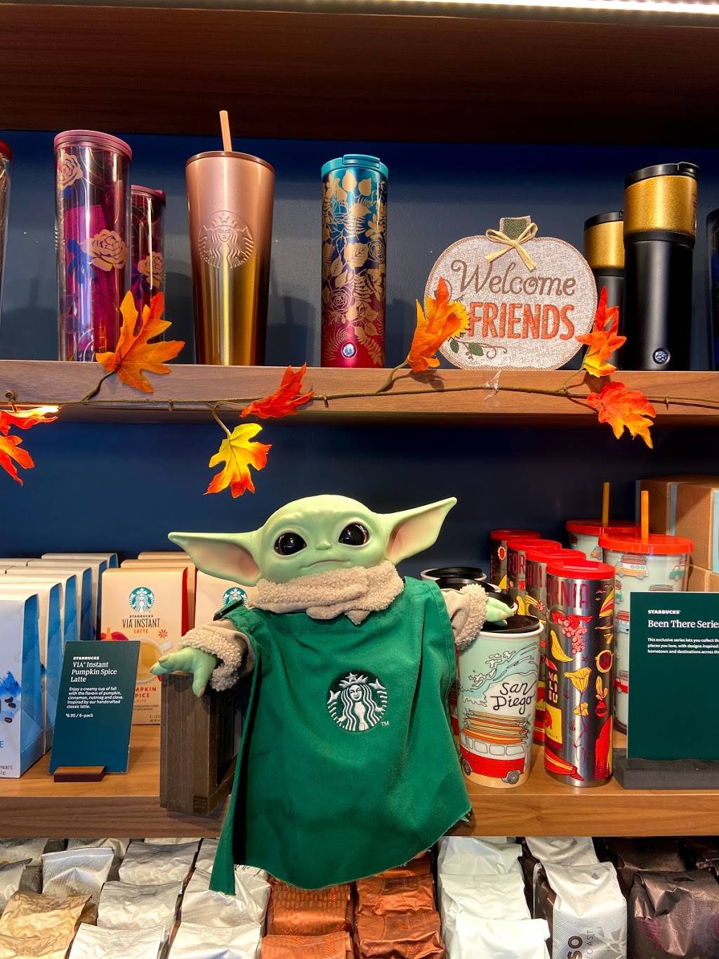 Starbucks | cafe | 1049 3rd Ave, Chula Vista, CA 91911, USA | 6194255945 OR +1 619-425-5945