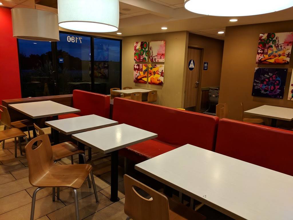 KFC | restaurant | 7180 Miramar Rd, San Diego, CA 92121, USA | 8582718559 OR +1 858-271-8559