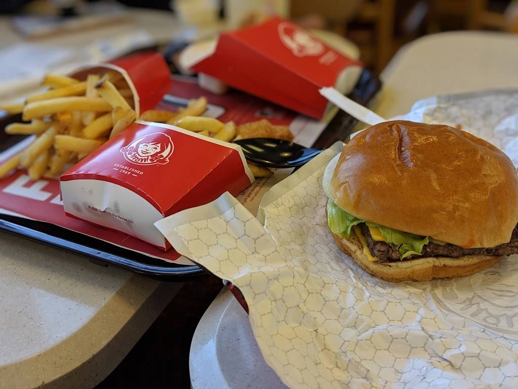 Wendys | restaurant | 1015 W Ave L, Lancaster, CA 93534, USA | 6617291015 OR +1 661-729-1015