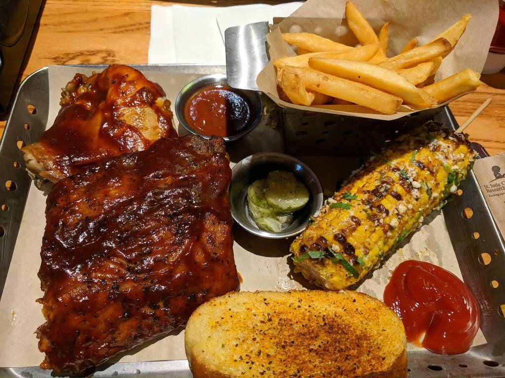 Chilis Grill & Bar | meal takeaway | 1908 E 20th St, Chico, CA 95928, USA | 5303451687 OR +1 530-345-1687