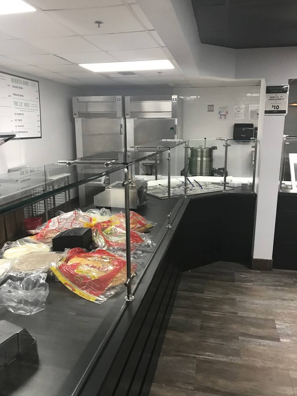 Surcheros Fresh Mex | restaurant | Donaldson Dining Hall/ Surcheros, 2802 Moore Hwy, Tifton, GA 31794, USA | 2293915175 OR +1 229-391-5175