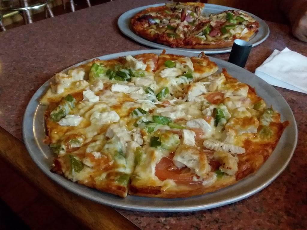 The Nephews | restaurant | 2 Crossroad Dr, East Freetown, MA 02717, USA | 5087634405 OR +1 508-763-4405