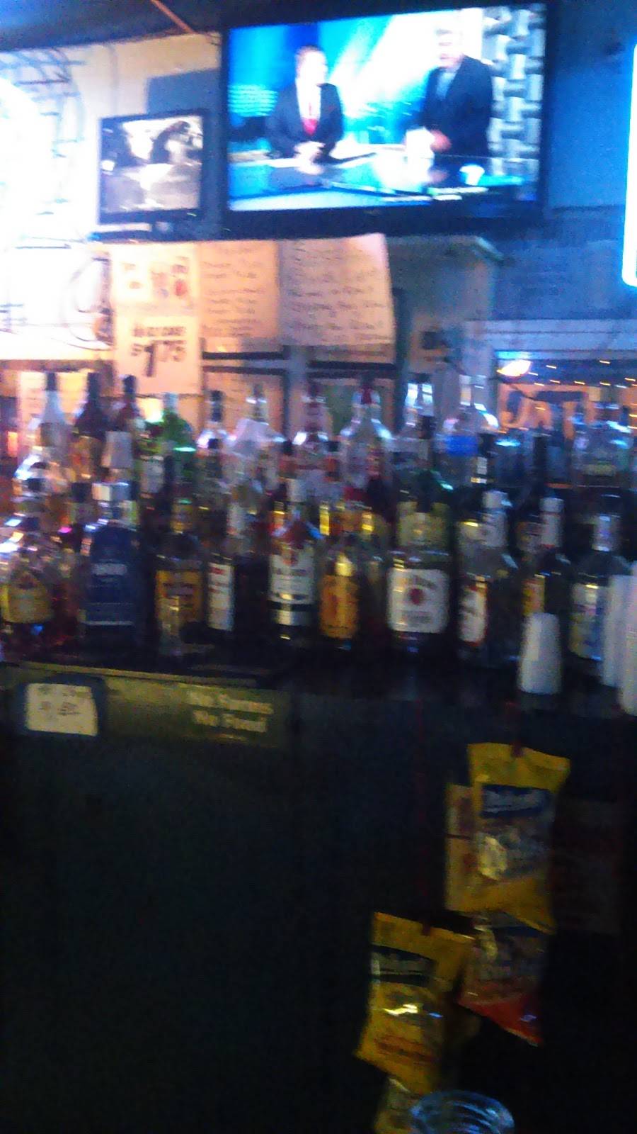 Wayside Tavern and Patio | restaurant | 2288 S Yellow Springs St, Springfield, OH 45506, USA | 9375051170 OR +1 937-505-1170