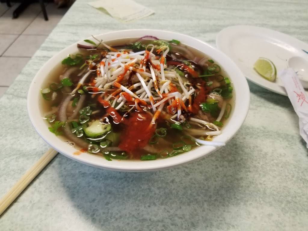 Pho Saigon | restaurant | 2553 Gessner Rd, Houston, TX 77080, USA | 7133299242 OR +1 713-329-9242