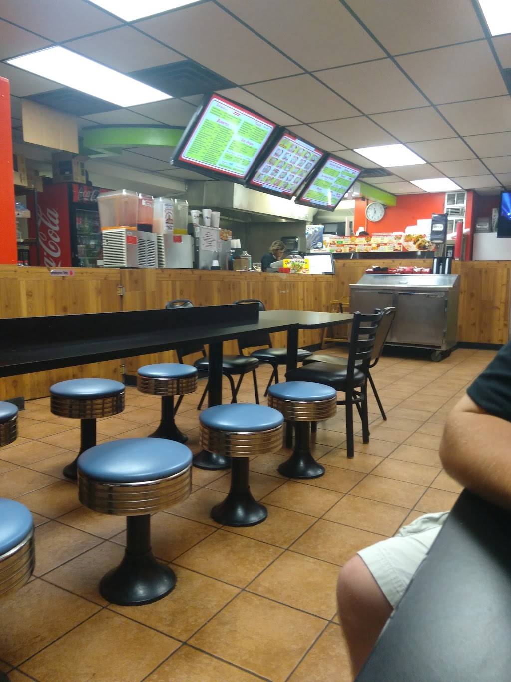 Abelardos Mexican Restaurant | restaurant | 205 E 14th St, Des Moines, IA 50316, USA | 5152628411 OR +1 515-262-8411