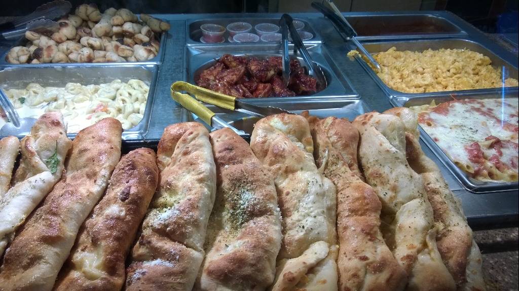 LaRosa New York Pizzeria | restaurant | 520 Lee Road # 301, Buffalo, NY 14228, USA | 7162049707 OR +1 716-204-9707