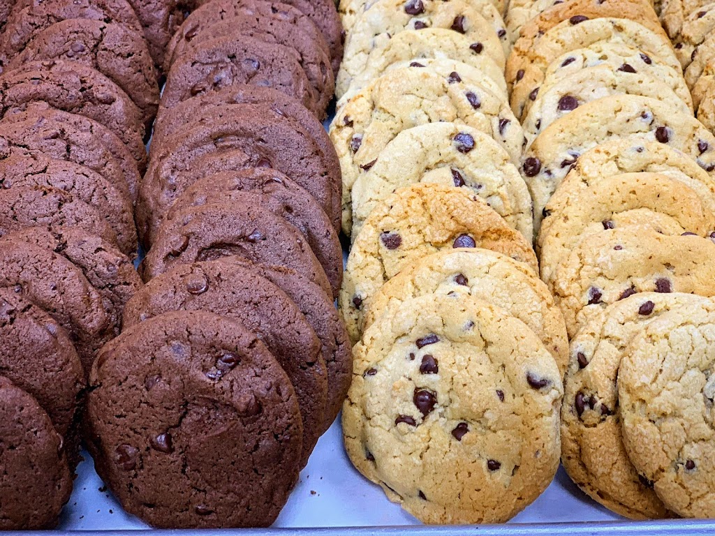 French Pastry Cafe | bakery | 1017 E Broadway, Glendale, CA 91205, USA | 8182479645 OR +1 818-247-9645