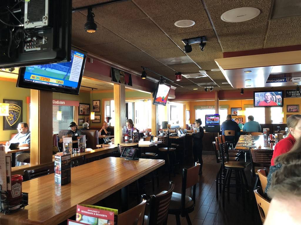 Applebees Grill + Bar | restaurant | 3949 E Grand River Ave, Howell, MI 48843, USA | 5175400611 OR +1 517-540-0611