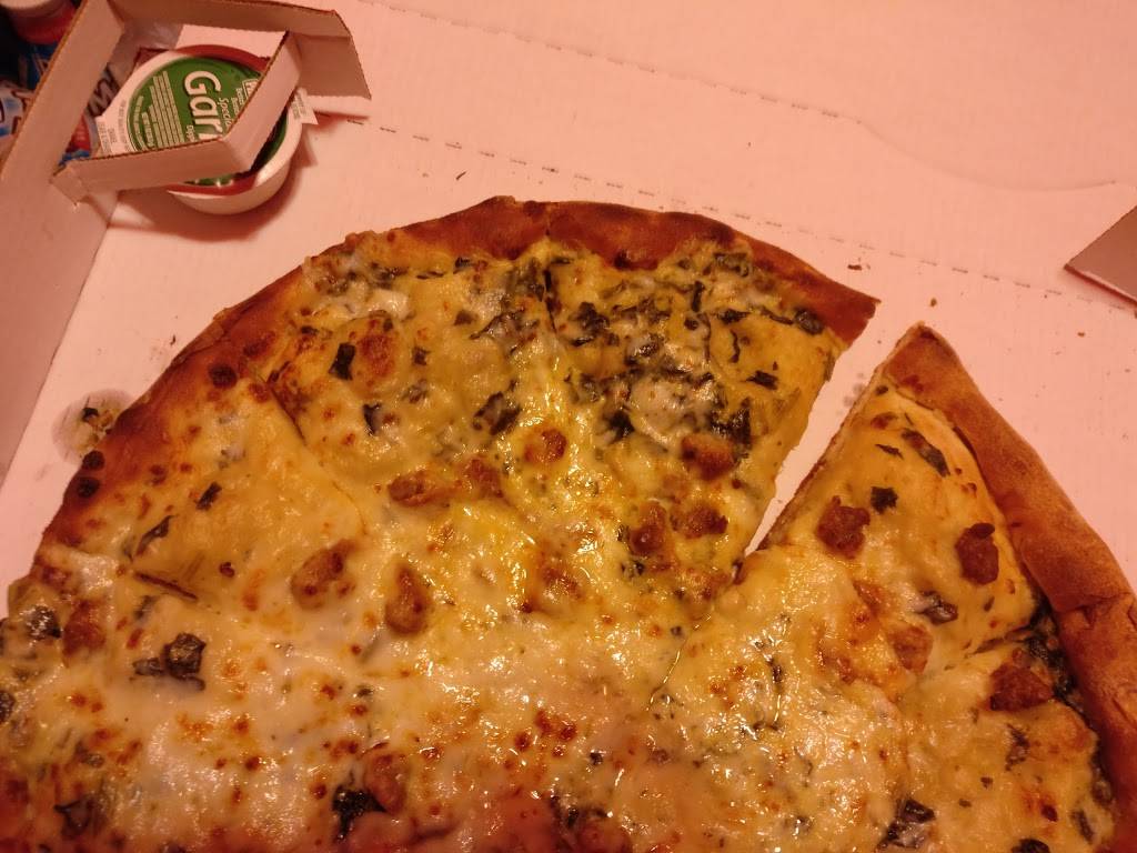 Papa Johns Pizza | restaurant | 7320 W Capitol Dr, Milwaukee, WI 53216, USA | 4144387272 OR +1 414-438-7272