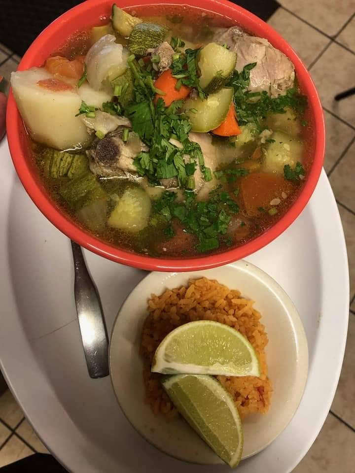 PAPIS Mexican Restaurant | restaurant | 2802 E Houston St, San Antonio, TX 78202, USA | 2102570669 OR +1 210-257-0669