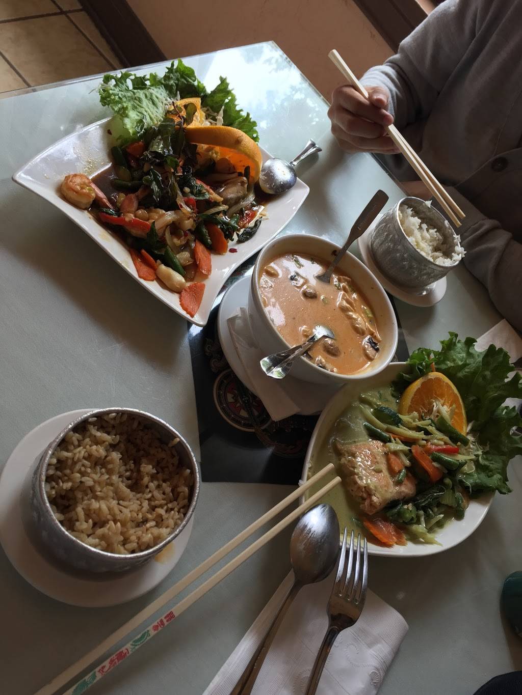 Pacific Thai Cuisine | restaurant | 663 Lighthouse Ave, Pacific Grove, CA 93950, USA | 8316468424 OR +1 831-646-8424