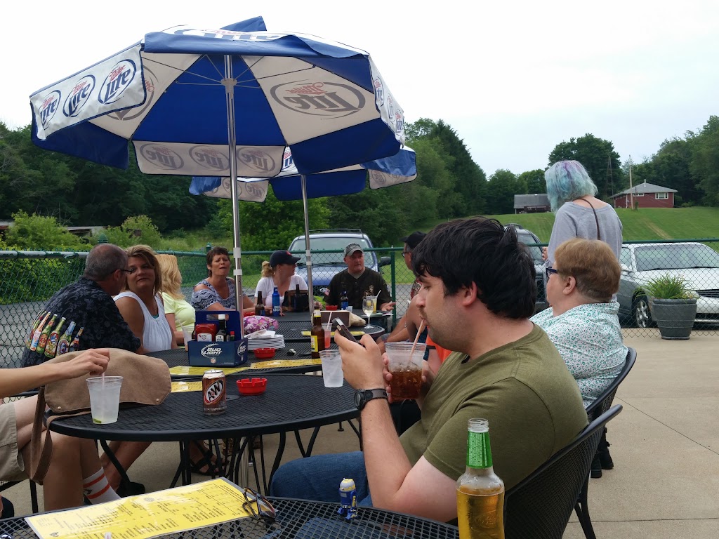 J W Cheers Inc | restaurant | 285 31st St SW, Barberton, OH 44203, USA | 3307069740 OR +1 330-706-9740