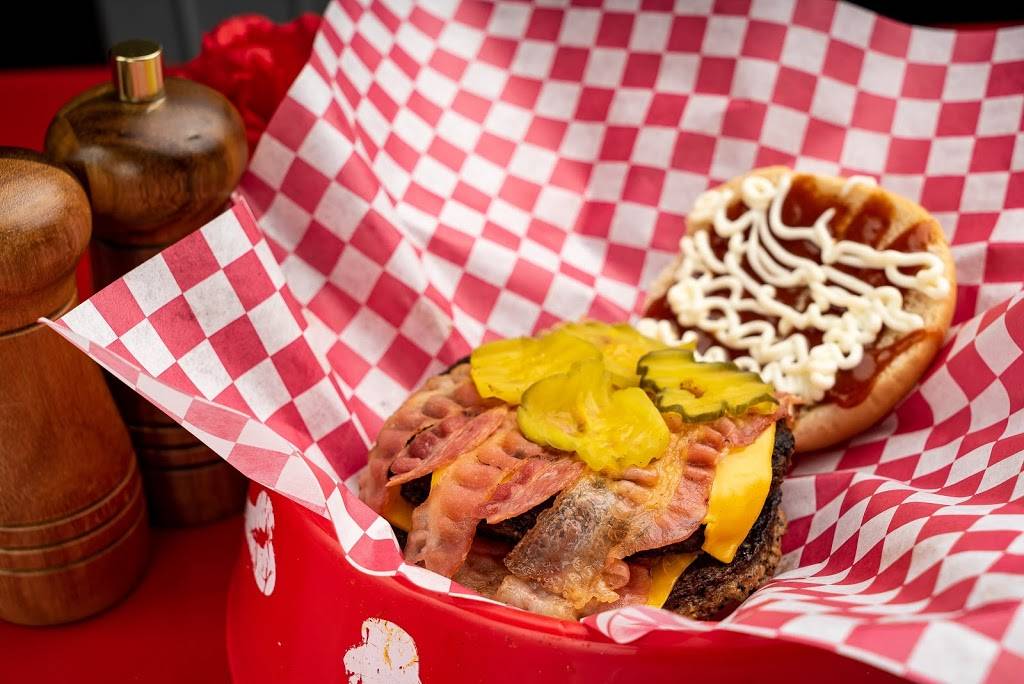 Thats My Dog Jr | restaurant | 2414 Lower Wetumpka Rd, Montgomery, AL 36110, USA | 3345931522 OR +1 334-593-1522