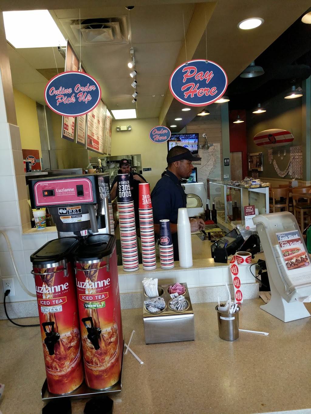 Jersey Mikes Subs | meal takeaway | 9362 S Colorado Blvd Ste. 0-4, Highlands Ranch, CO 80126, USA | 3036833066 OR +1 303-683-3066