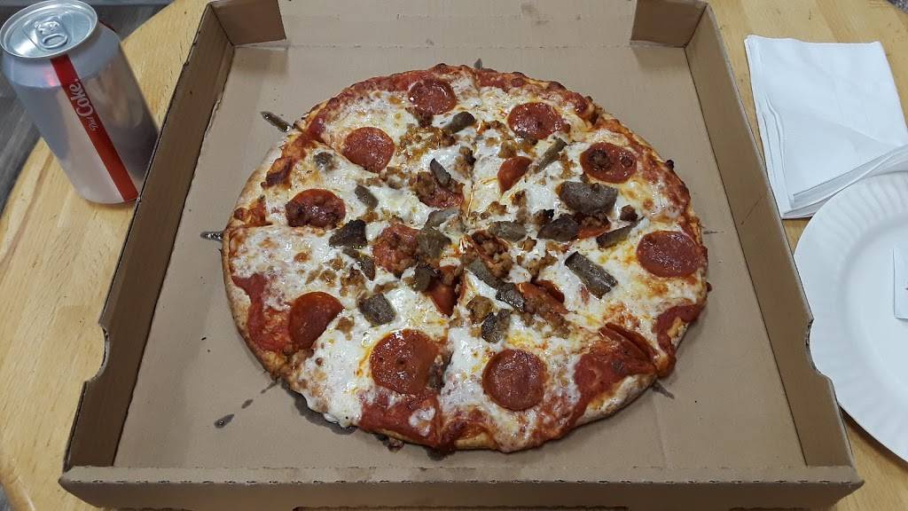 Pizzaholic | meal takeaway | 10750 Glenoaks Blvd #3, Pacoima, CA 91331, USA | 8188904444 OR +1 818-890-4444