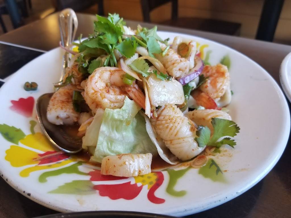 Thai Square | restaurant | 3217 Columbia Pike, Arlington, VA 22204, USA | 7036857189 OR +1 703-685-7189