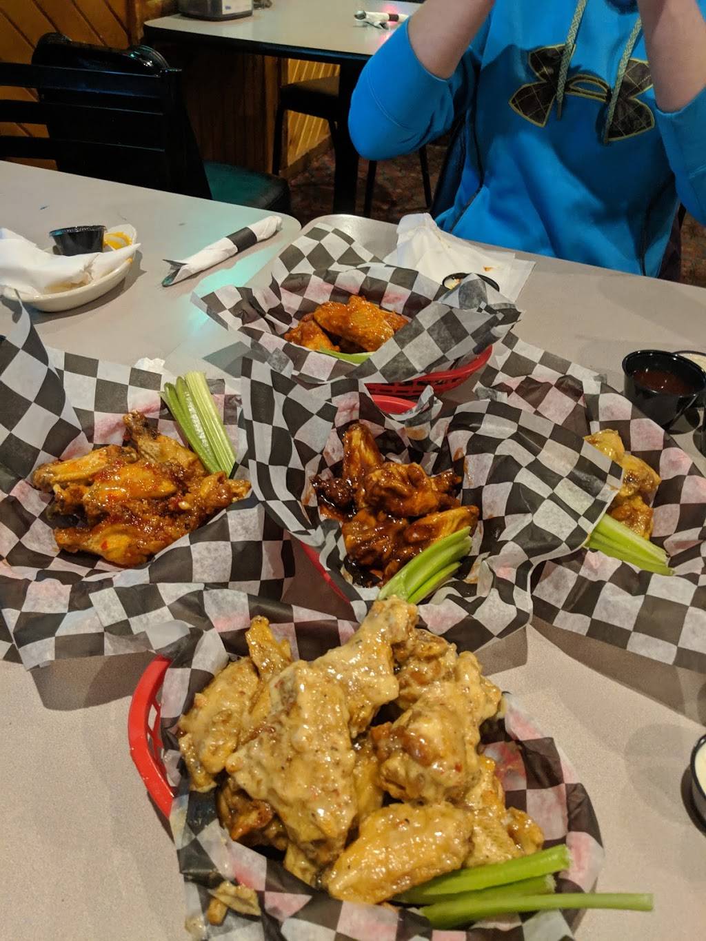 North Shore Restaurant and Bar | restaurant | E11614 Tranquility Ln, Baraboo, WI 53913, USA | 6083561207 OR +1 608-356-1207