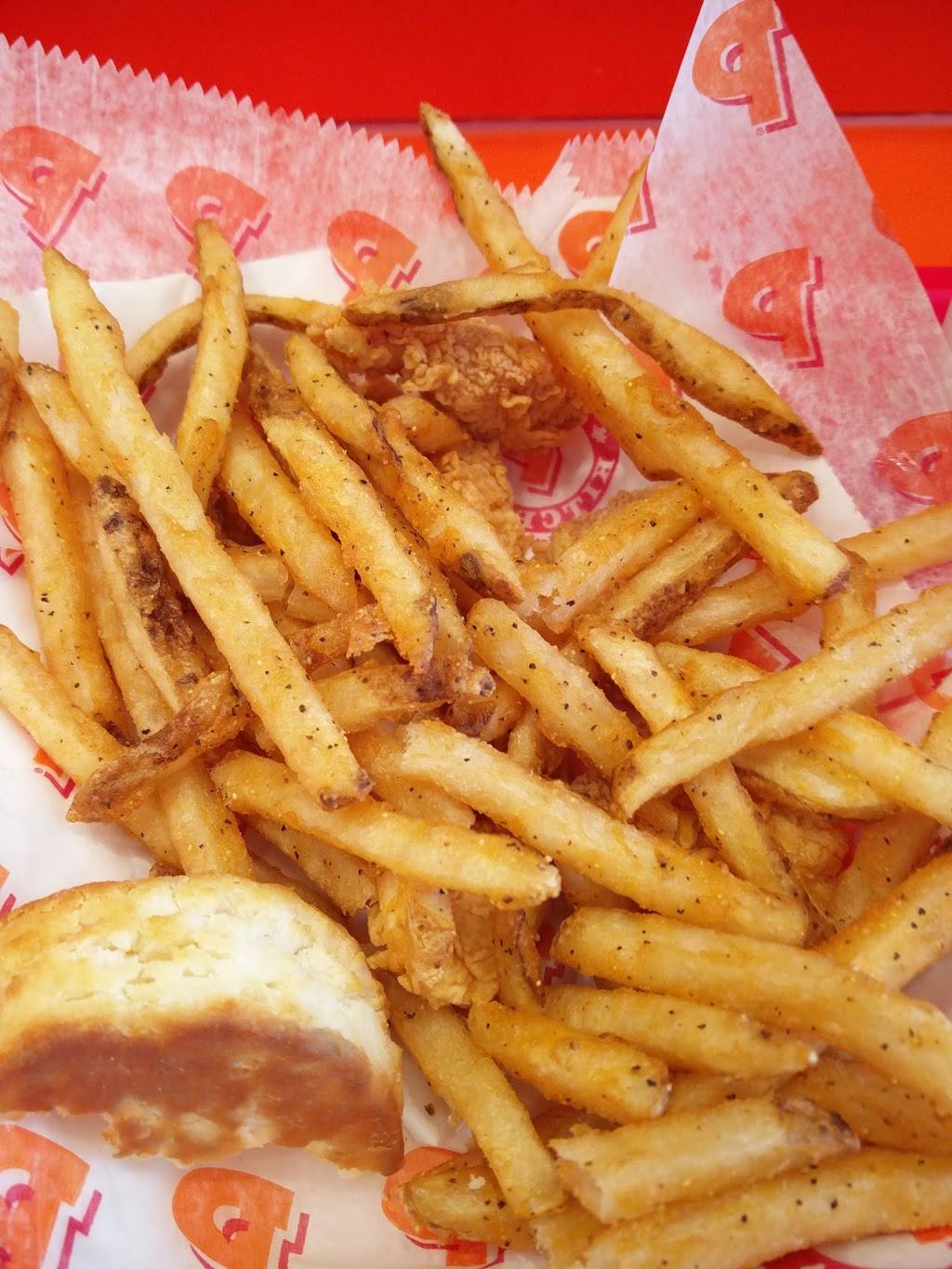 Popeyes Louisiana Kitchen | restaurant | College Square, 1365 Woodroffe Ave, Nepean, ON K2G 1V7, Canada | 6134227111 OR +1 613-422-7111