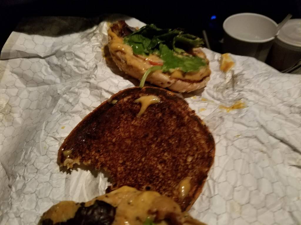 Wendys | restaurant | 4615 Nicols Rd, Eagan, MN 55122, USA | 6514786338 OR +1 651-478-6338