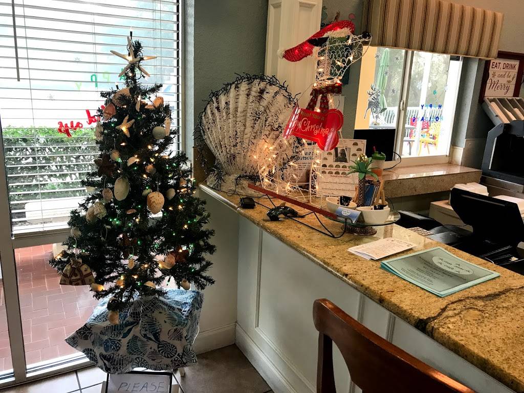 Sea Star Café | cafe | 11544 Palmbrush Trail, Bradenton, FL 34202, USA | 9417536016 OR +1 941-753-6016