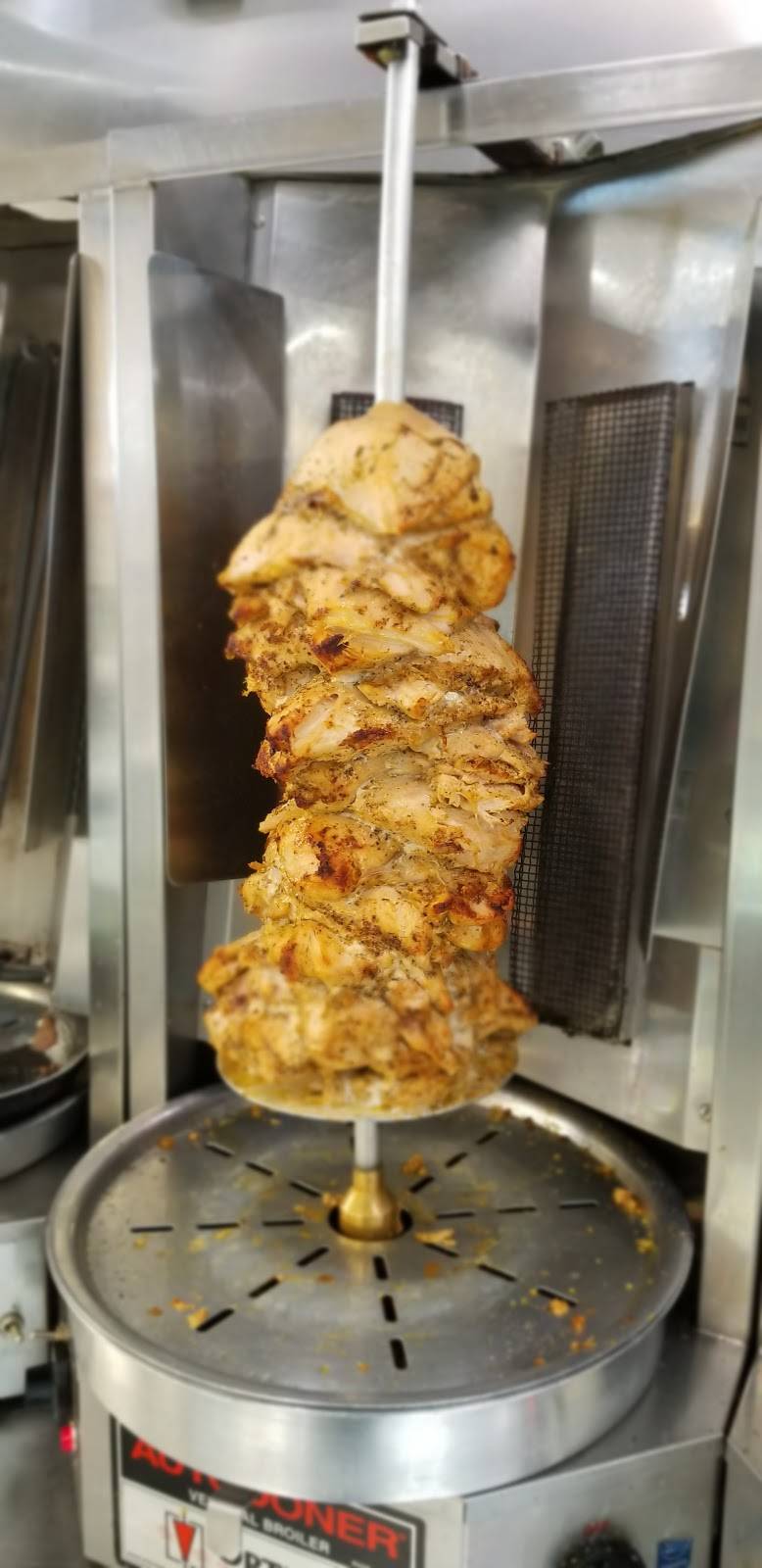 Gyros & More | restaurant | 5922 Malden Rd, LaSalle, ON N9H 0A4, Canada | 5199158005 OR +1 519-915-8005