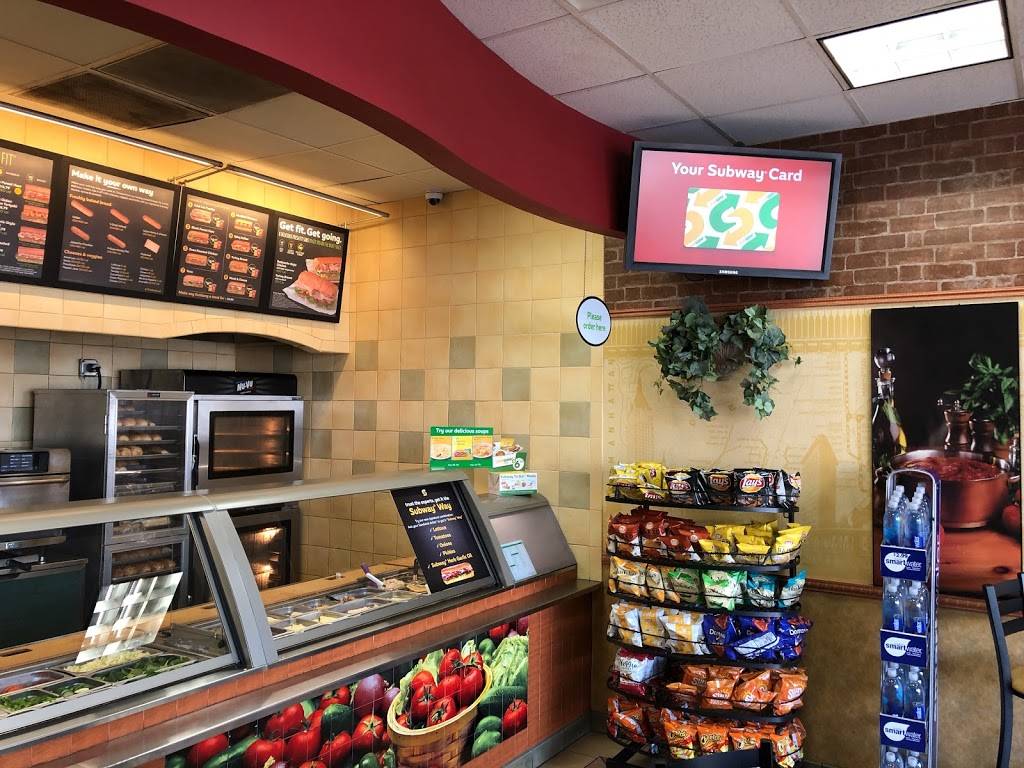 Subway Restaurants | restaurant | 531 N Hollywood Way Suite B, Burbank, CA 91505, USA | 8188436775 OR +1 818-843-6775
