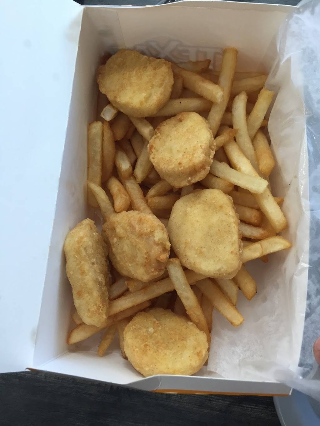 Texas Chicken and Burgers | restaurant | 70 S Broadway, Hicksville, NY 11801, USA | 5168222400 OR +1 516-822-2400