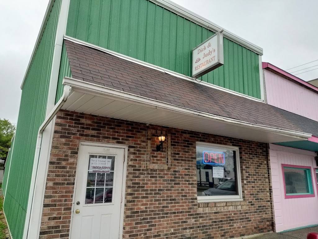 Dick & Judys Restaurant | restaurant | 11 W Main St, Jamestown, IN 46147, USA | 7656765707 OR +1 765-676-5707