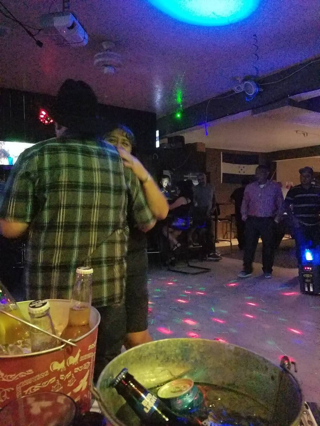 Estrellita Taqueria & Sport’s Bar | restaurant | 11350 Hirsch Rd, Houston, TX 77016, USA | 8329946536 OR +1 832-994-6536