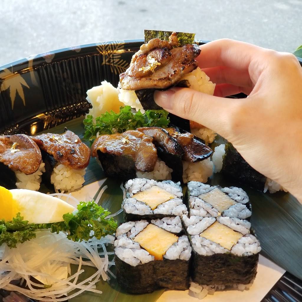 Ginza sushi express | restaurant | 10800 Bayview Ave unit 6, Richmond Hill, ON L4S 0A6, Canada | 9057705757 OR +1 905-770-5757