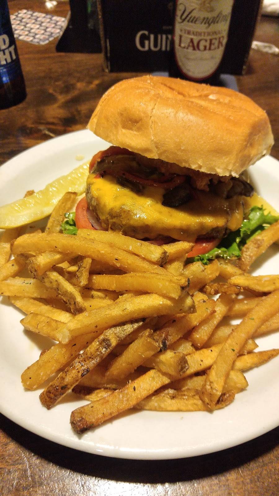 Shindig Irish Restaurant & Pub | restaurant | 464 SW Port St Lucie Blvd, Port St. Lucie, FL 34953, USA | 7727856202 OR +1 772-785-6202