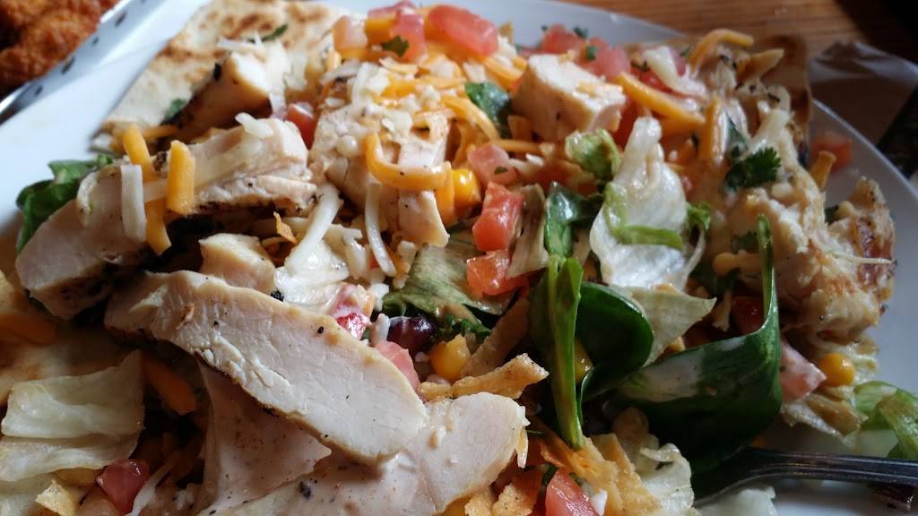 Chilis Grill & Bar | meal takeaway | 630 W Huntington Dr, Monrovia, CA 91016, USA | 6263031604 OR +1 626-303-1604