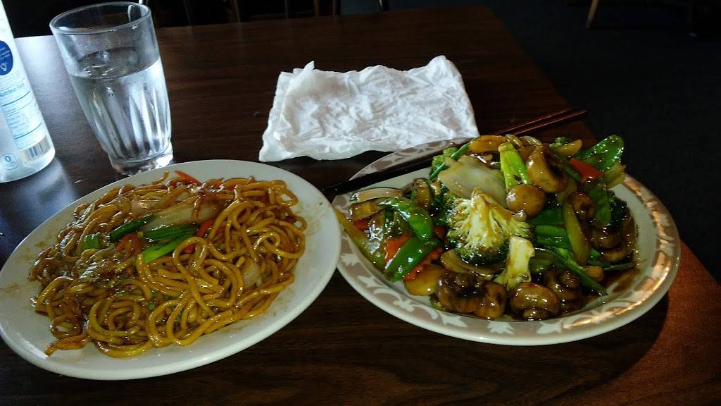 Zians Place | restaurant | 615 Dodge St, Mineral Point, WI 53565, USA | 6089872626 OR +1 608-987-2626