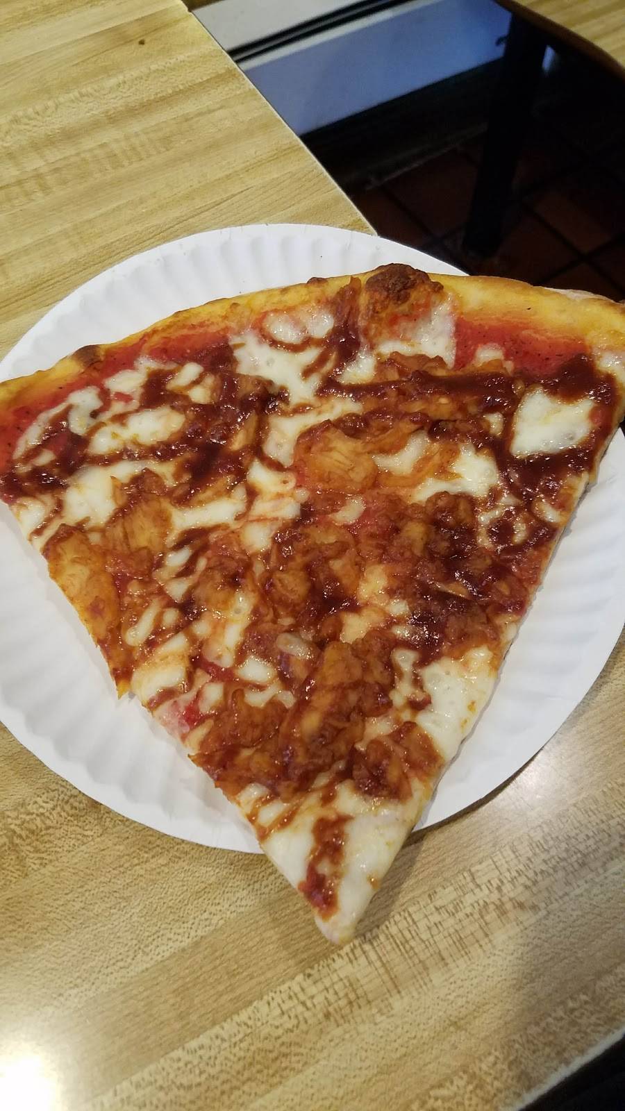 Johnnys Pizzeria | restaurant | 34 Main St, West Orange, NJ 07052, USA | 9737319505 OR +1 973-731-9505