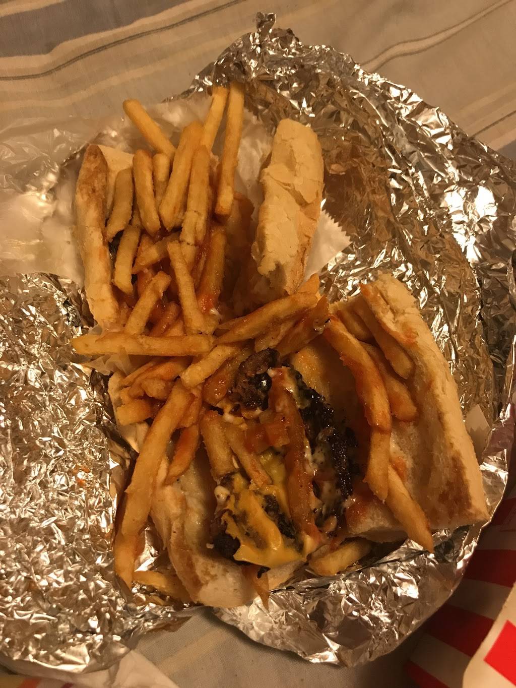 Crown Fried Chicken | restaurant | 507 Granville Payne Ave, Brooklyn, NY 11207, USA | 7185667469 OR +1 718-566-7469