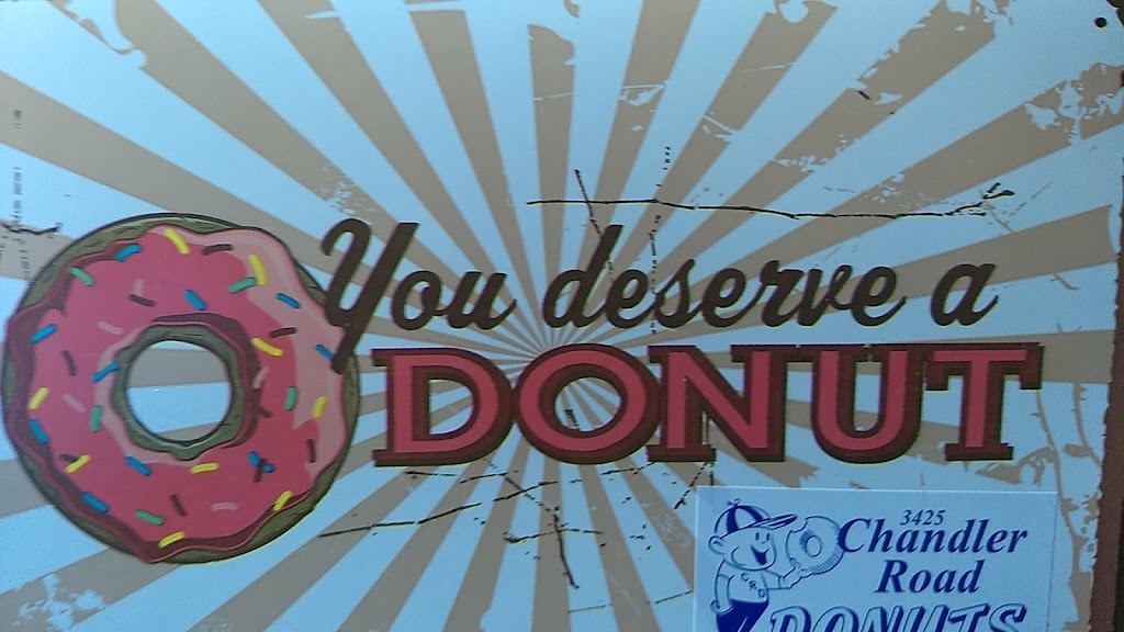 Chandler Road Donuts | bakery | 3425 Chandler Rd, Muskogee, OK 74403, USA | 9186877700 OR +1 918-687-7700