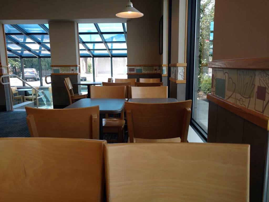 Wendys | restaurant | 1601 U.S. 9, Wappingers Falls, NY 12590, USA | 8452980167 OR +1 845-298-0167