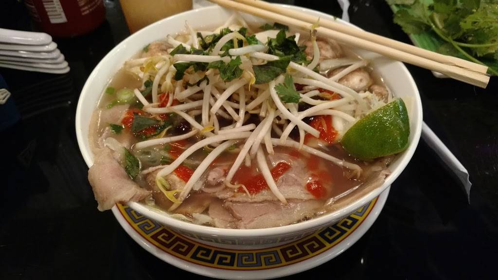 PHO VY | restaurant | 8223 Marbach Rd, San Antonio, TX 78227, USA | 2106733955 OR +1 210-673-3955
