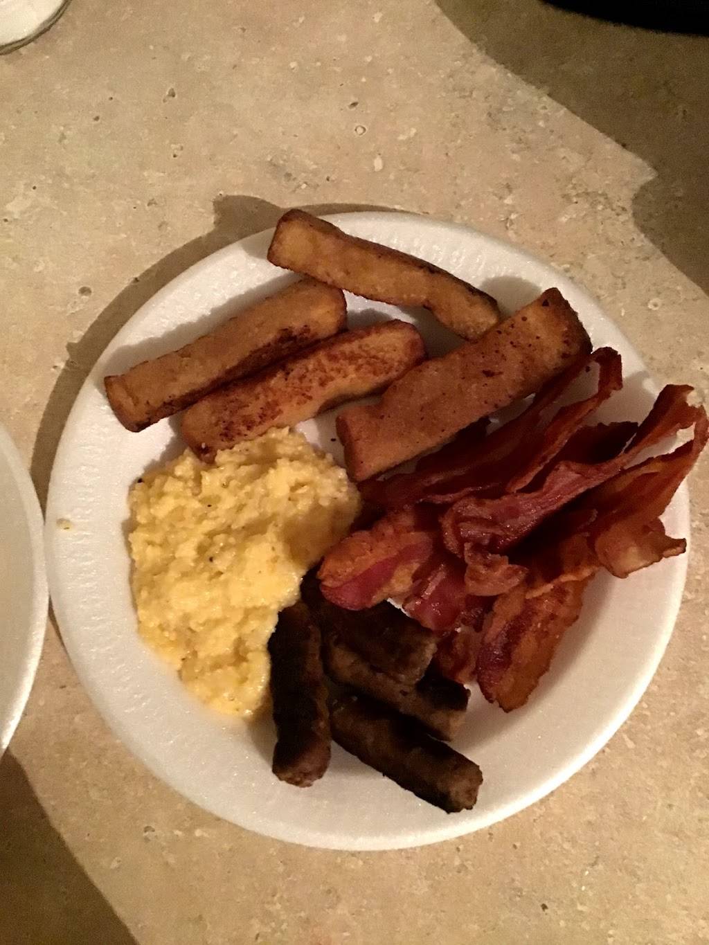 The Soul Of Food | restaurant | 215 Berbro Ave apt b, Upper Darby, PA 19082, USA | 2158709292 OR +1 215-870-9292