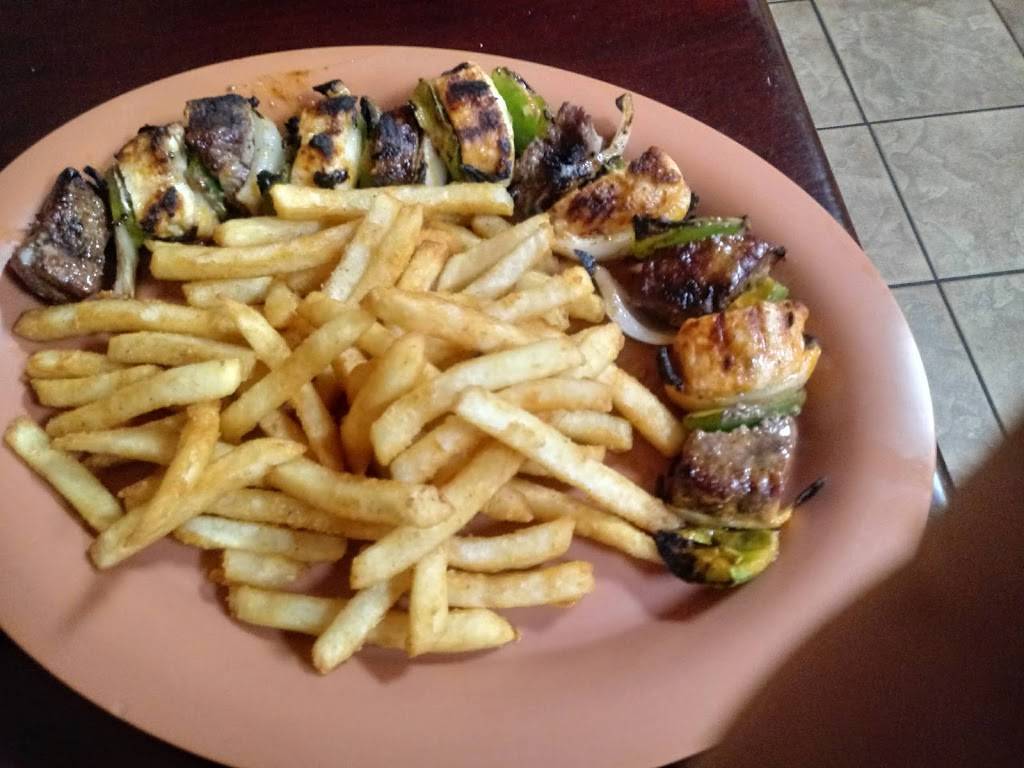 Churrascarias Aveirense Restaurant | restaurant | 175 Sawyer St, New Bedford, MA 02746, USA | 5089999958 OR +1 508-999-9958